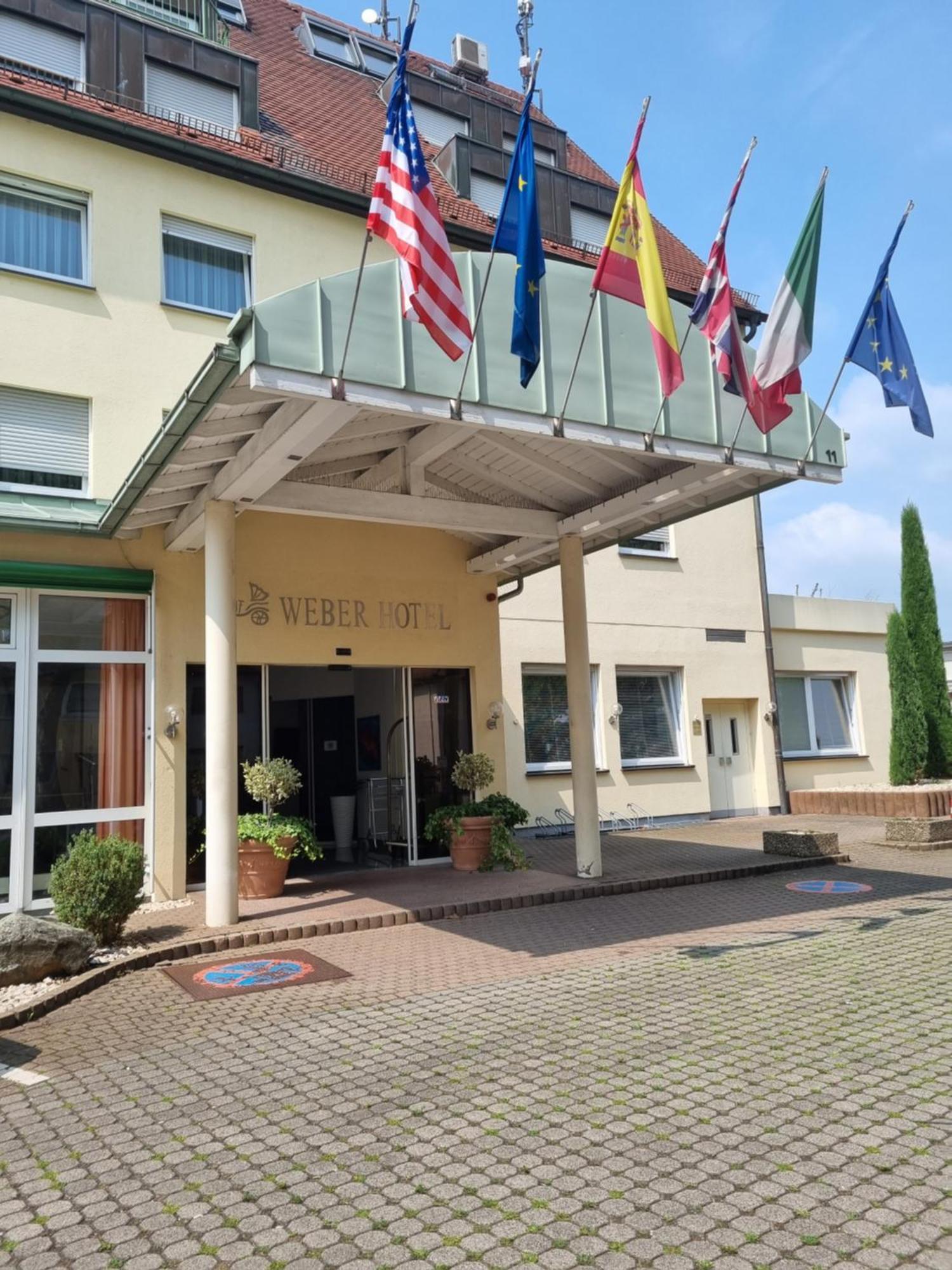 Weber Hotel Манхайм Екстериор снимка