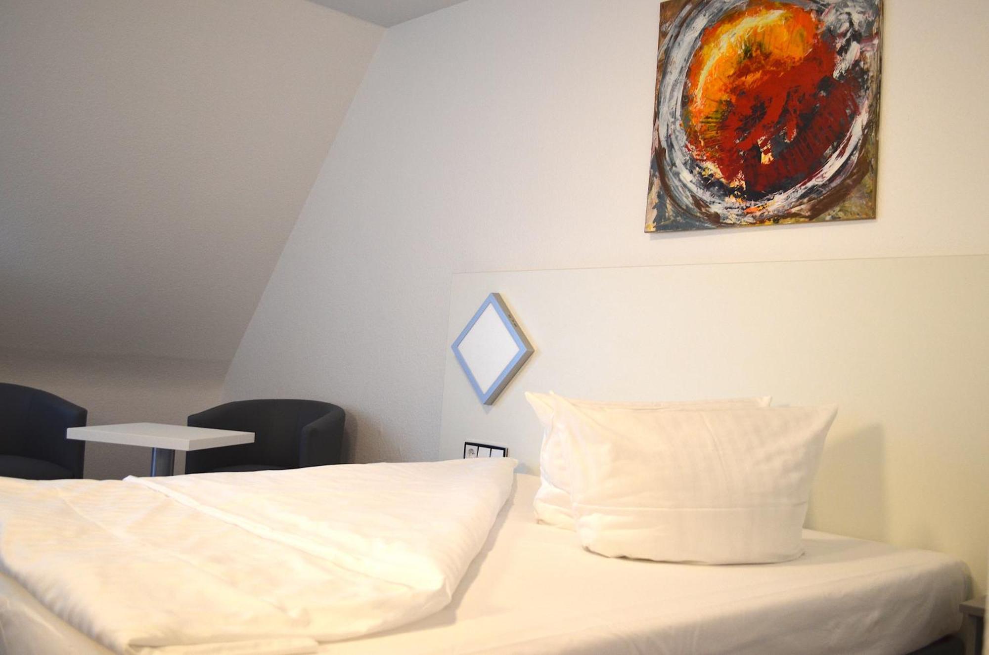 Weber Hotel Манхайм Екстериор снимка